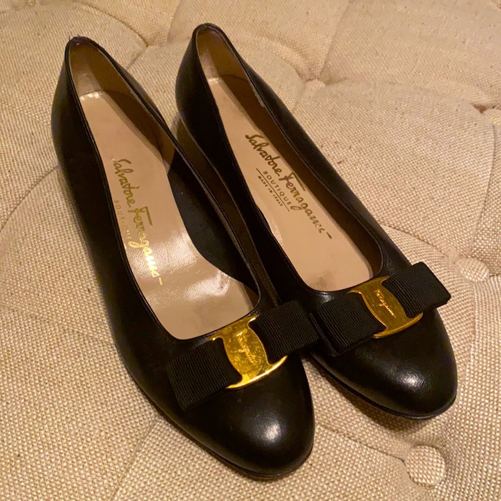 Salvatore Ferragamo black flats